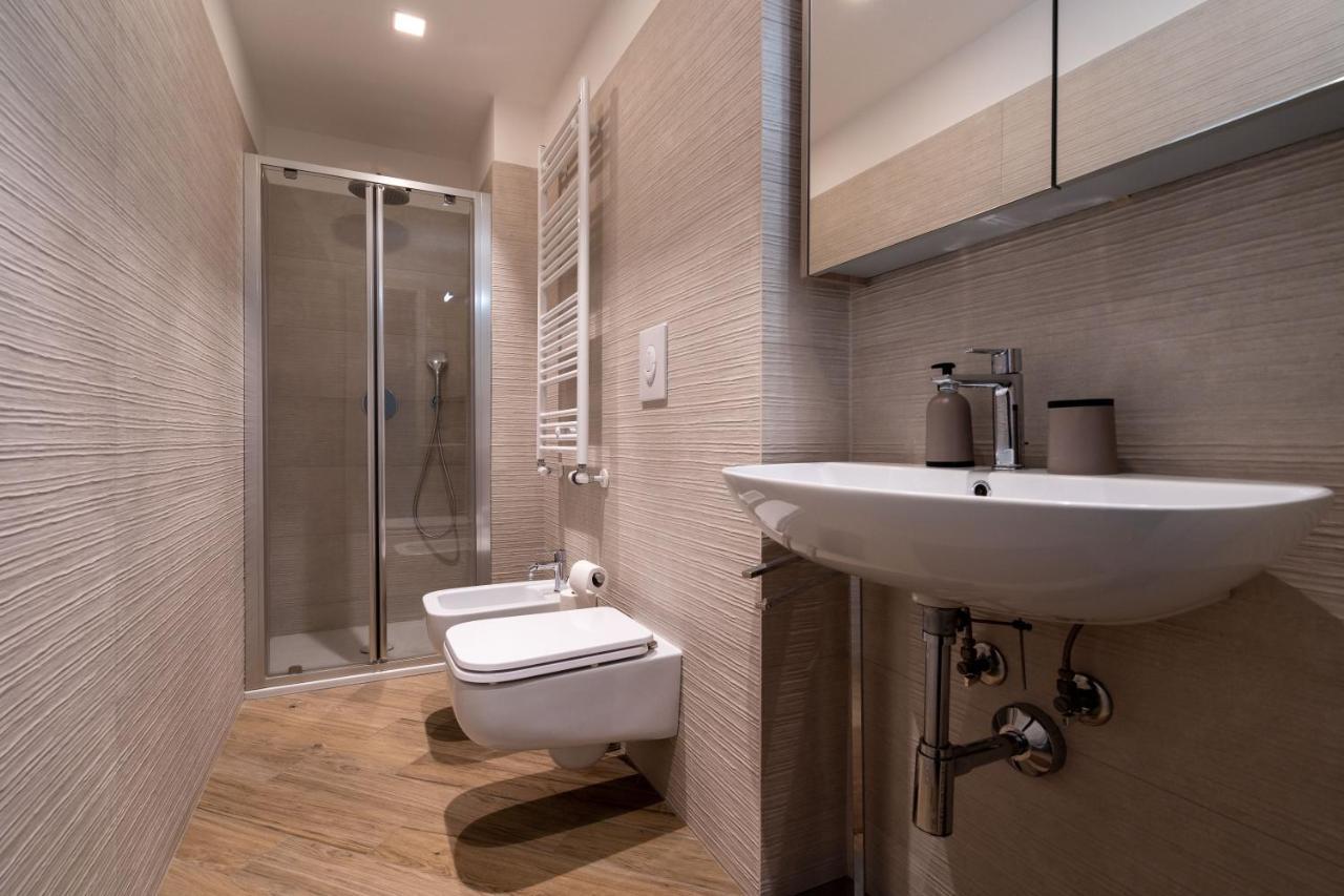 Aurealiving - Trastevere Suite With Rooftop & Gym, Your Place In Rome Luaran gambar