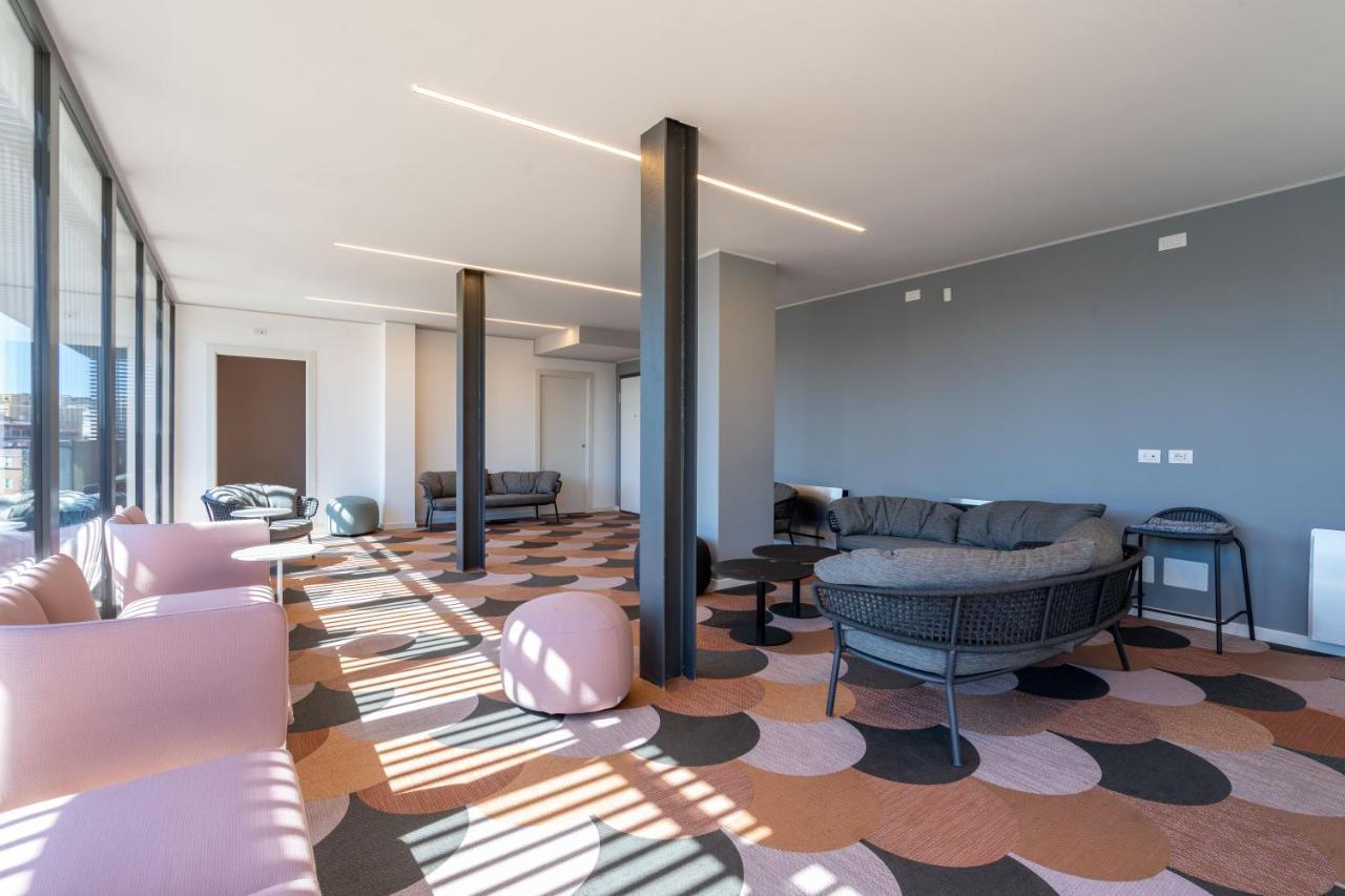 Aurealiving - Trastevere Suite With Rooftop & Gym, Your Place In Rome Luaran gambar